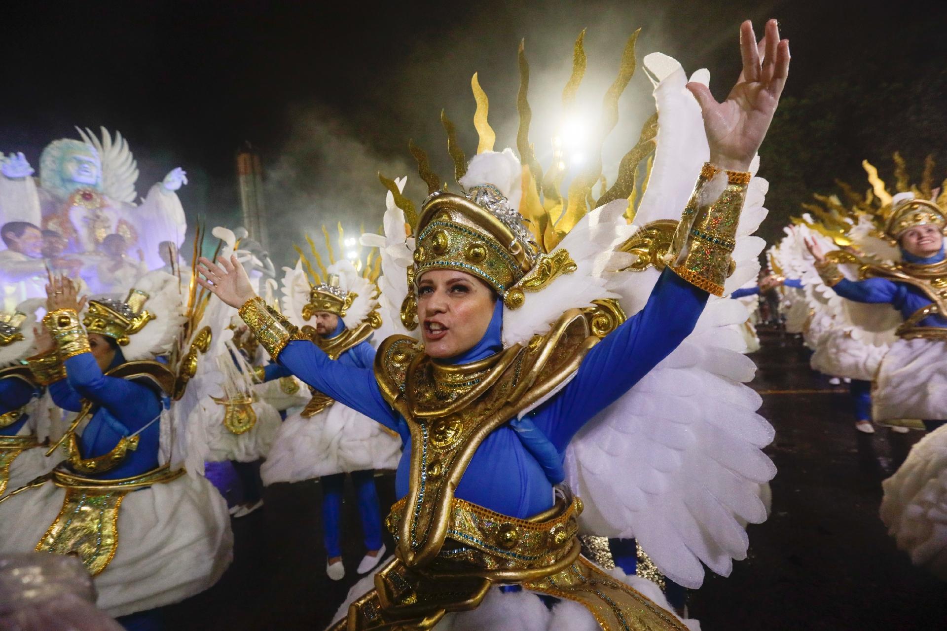 Vila Maria honra história do bairro na avenida - Ricardo Matsukawa/UOL