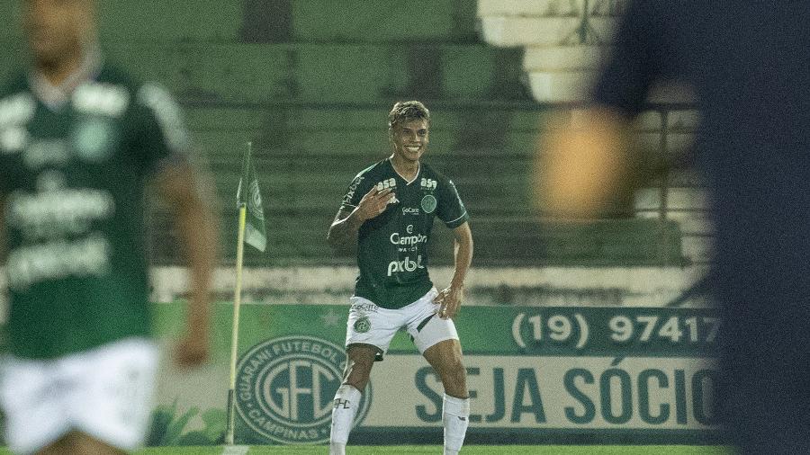 Richard Rios comemora gol marcado com a camisa do Guarani - Diogo Reis/AGIF