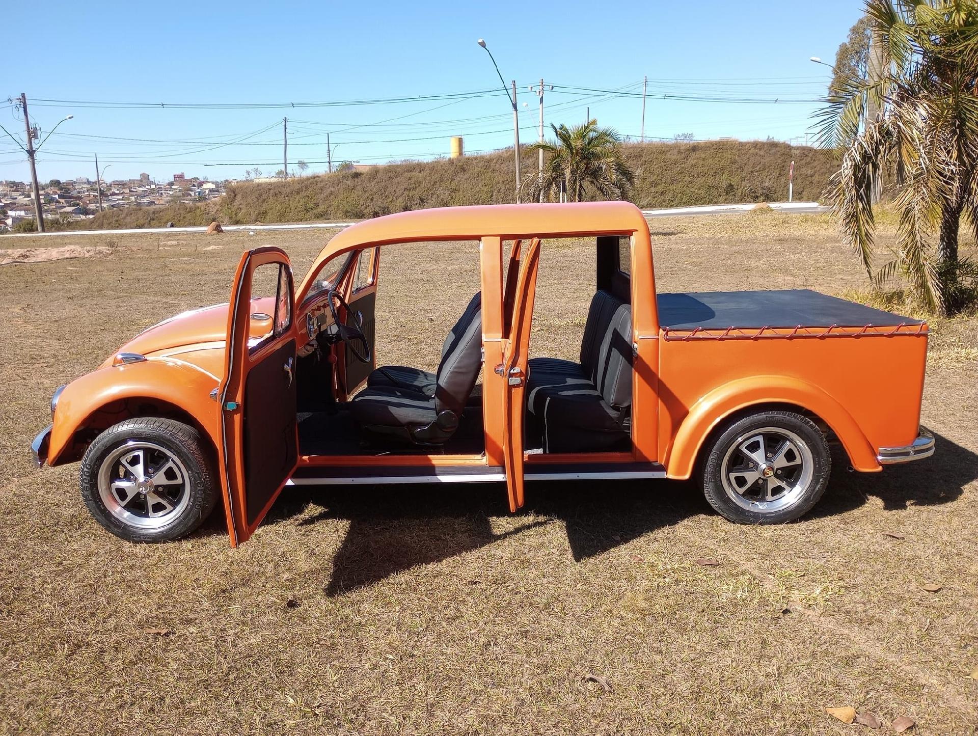 VW Fusca Volkswagen FuscaRok picape cabine dupla quatro portas - Arquivo pessoal