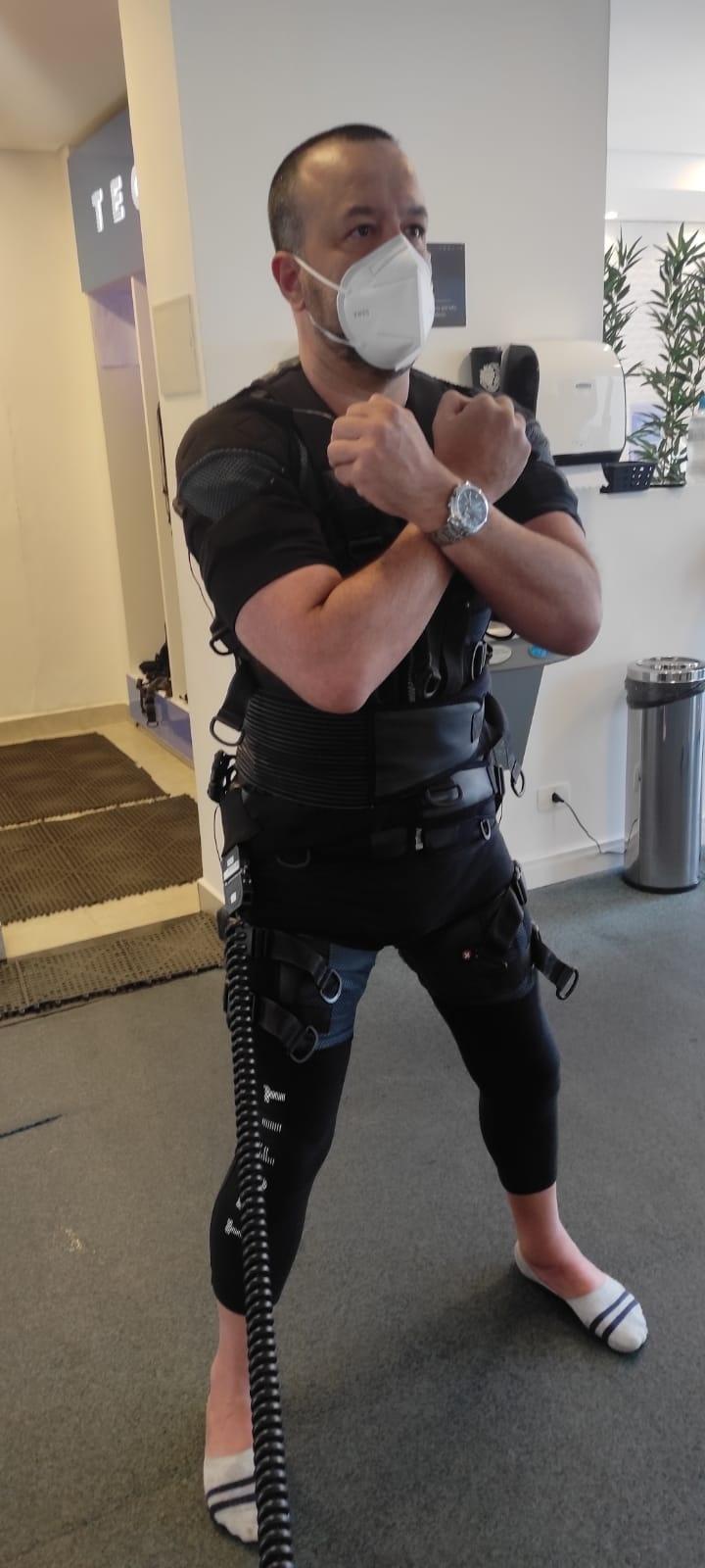 Alexandre Lamas usou eletroestimulação como reabilitação de hérnia de disco - Arquivo pessoal