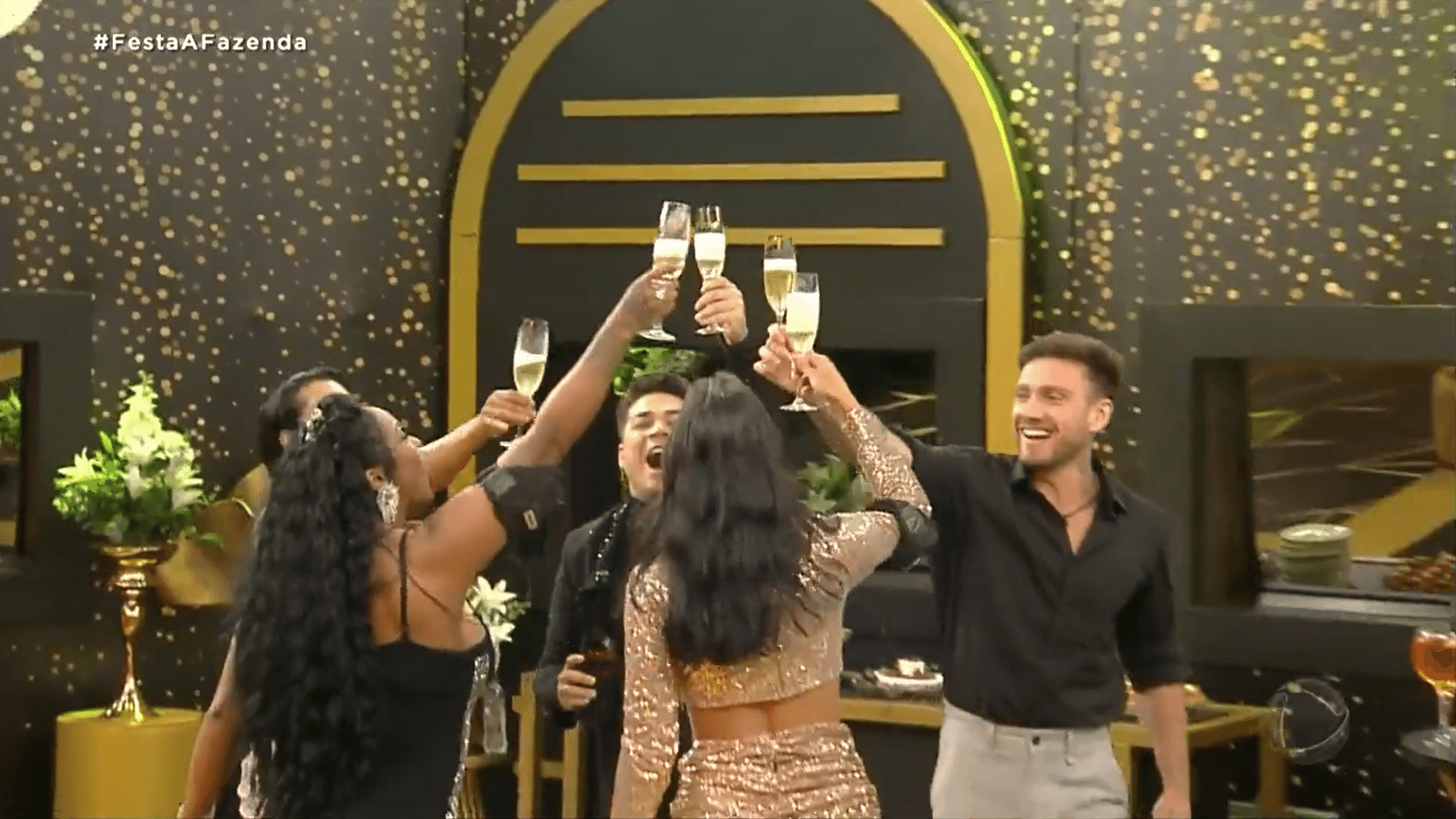 A Fazenda 2022: Grupo A brinda na festa final - Reprodução/PlayPlus