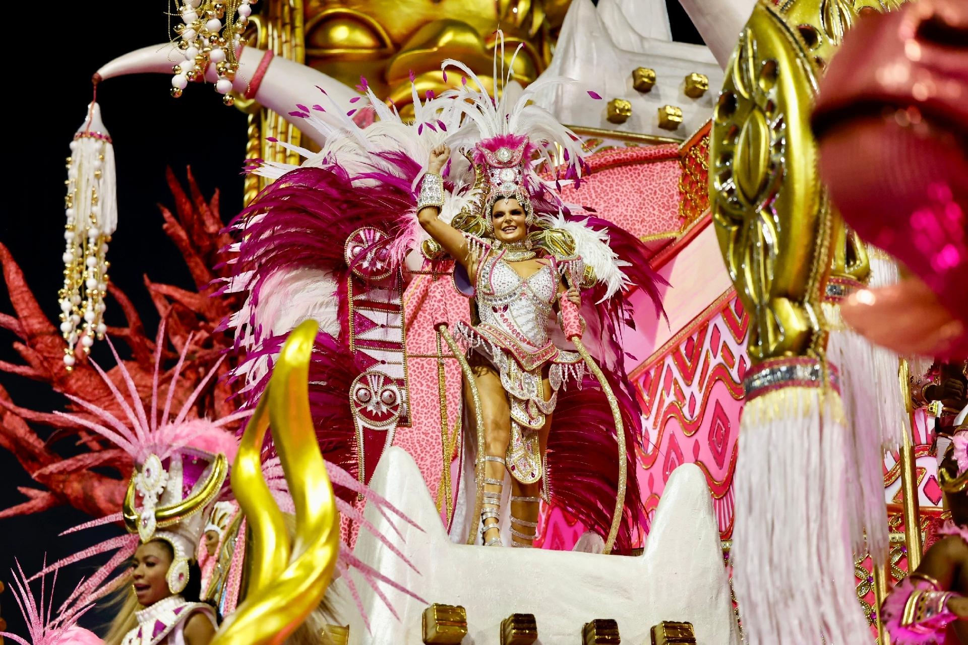 Enredo da Rosas de Ouro pede respeito e igualdade racial - Mariana Pekin/UOL