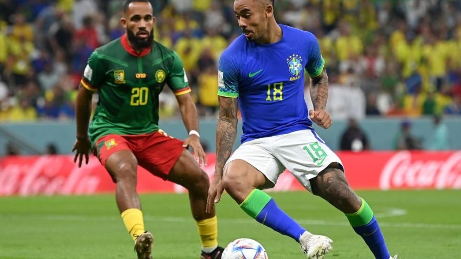 Gabriel Jesus durante partida da seleção brasileira na Copa - Michael Regan - FIFA/FIFA via Getty Images