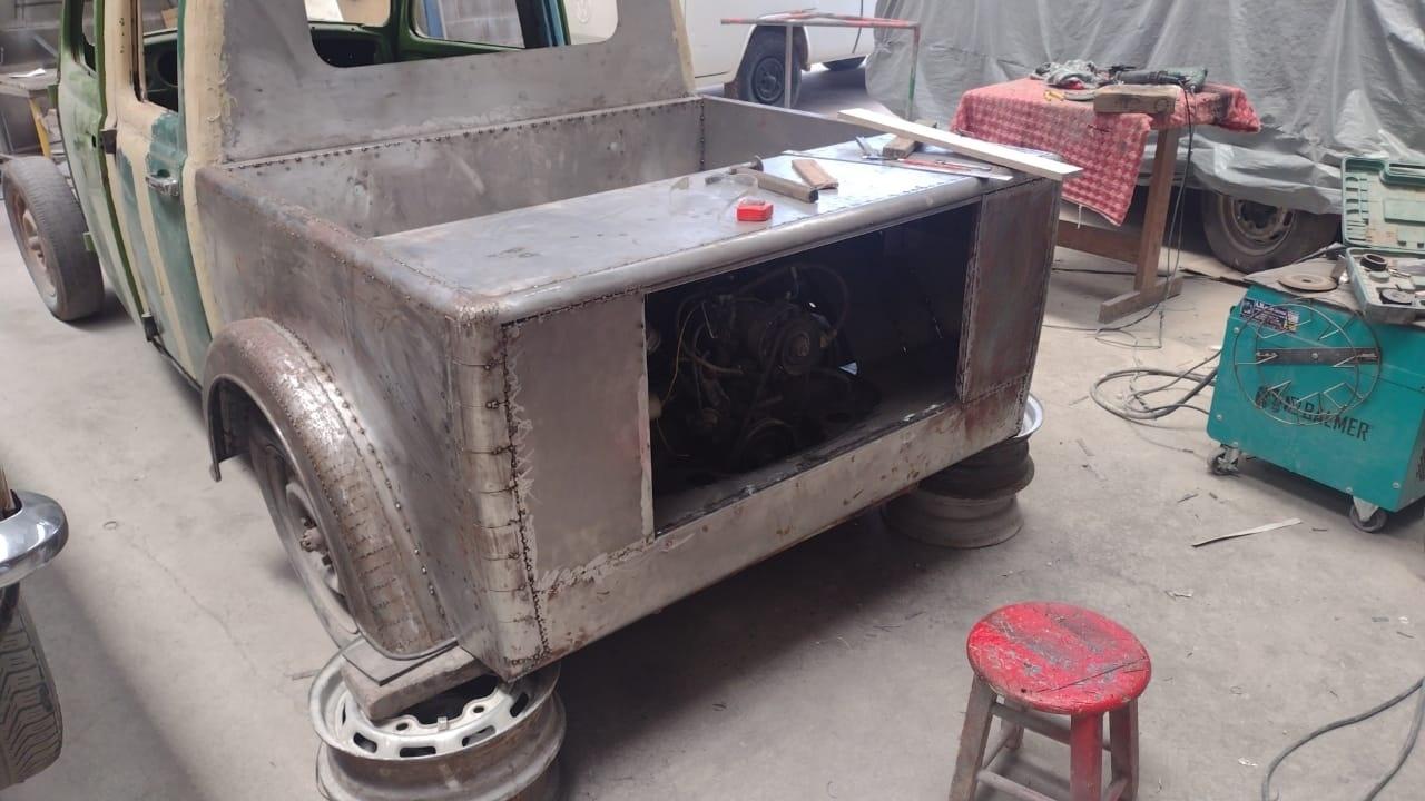 VW Fusca Volkswagen FuscaRok picape cabine dupla quatro portas - Arquivo pessoal