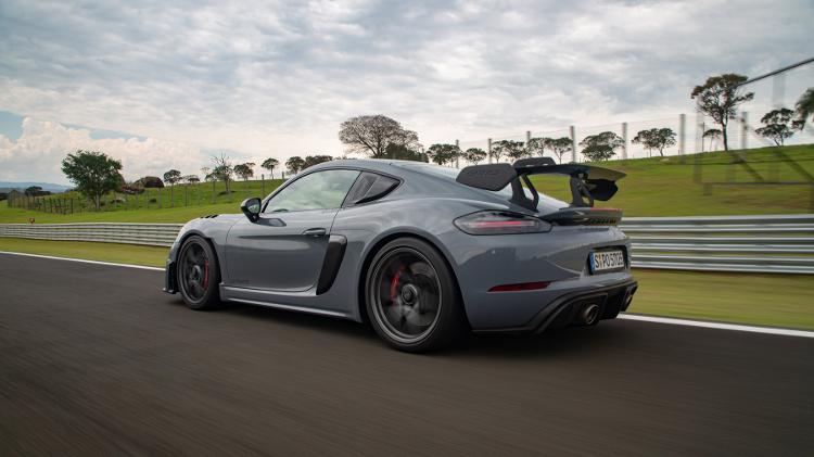 Porsche 718 Cayman GT4 RS - Divulgação - Divulgação
