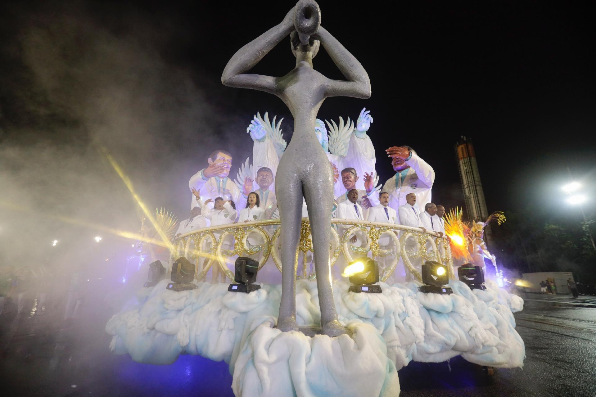 Vila Maria na avenida - Ricardo Matsukawa/UOL