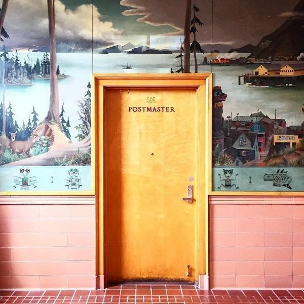 Correios do Alasca - ROBIN PETRAVIC & CATHERINE BAILEY/accidentallywesanderson.com