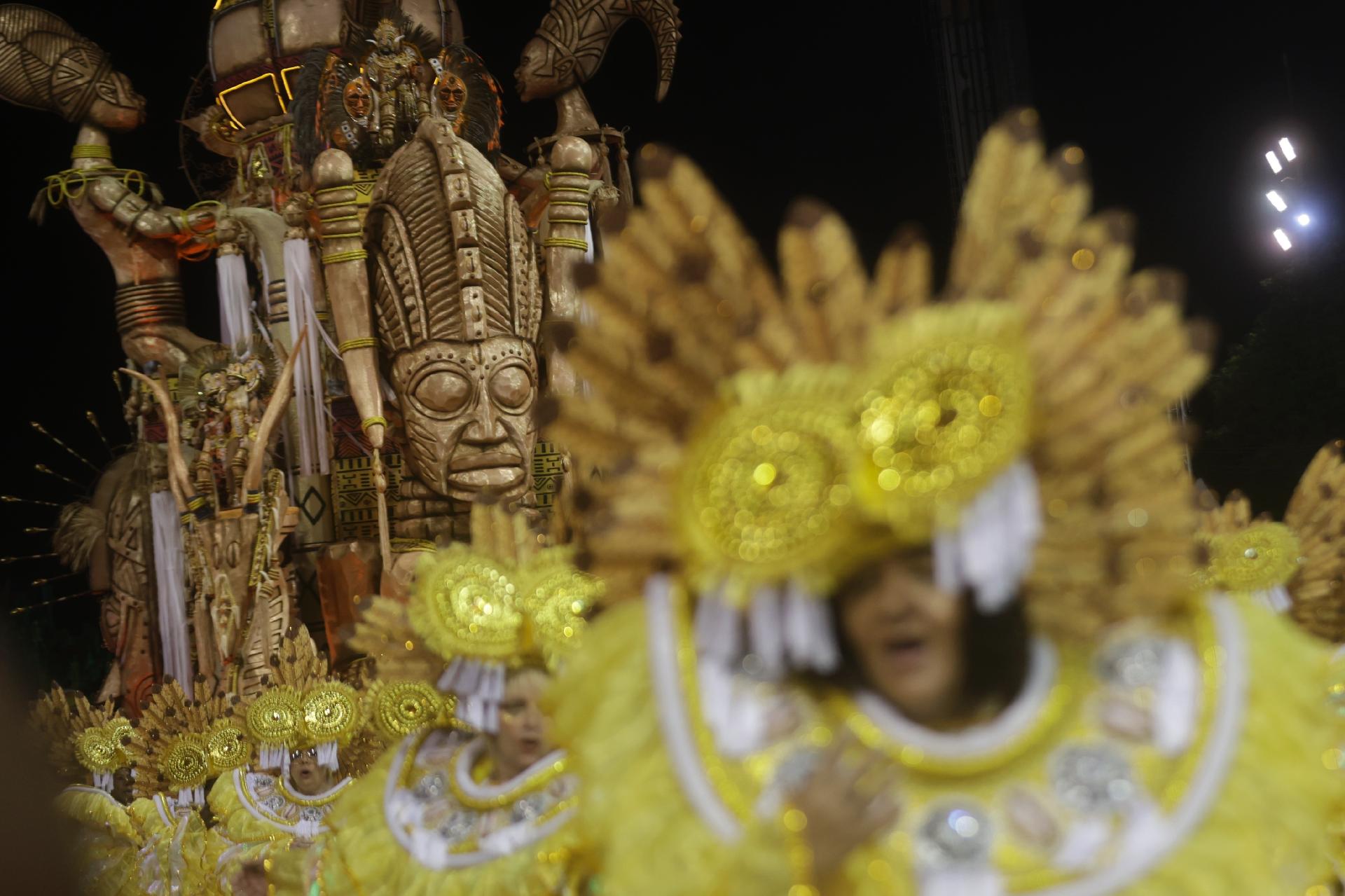 Tom Maior faz culto às mães pretas ancestrais em desfile - Ricardo Matsukawa/UOL