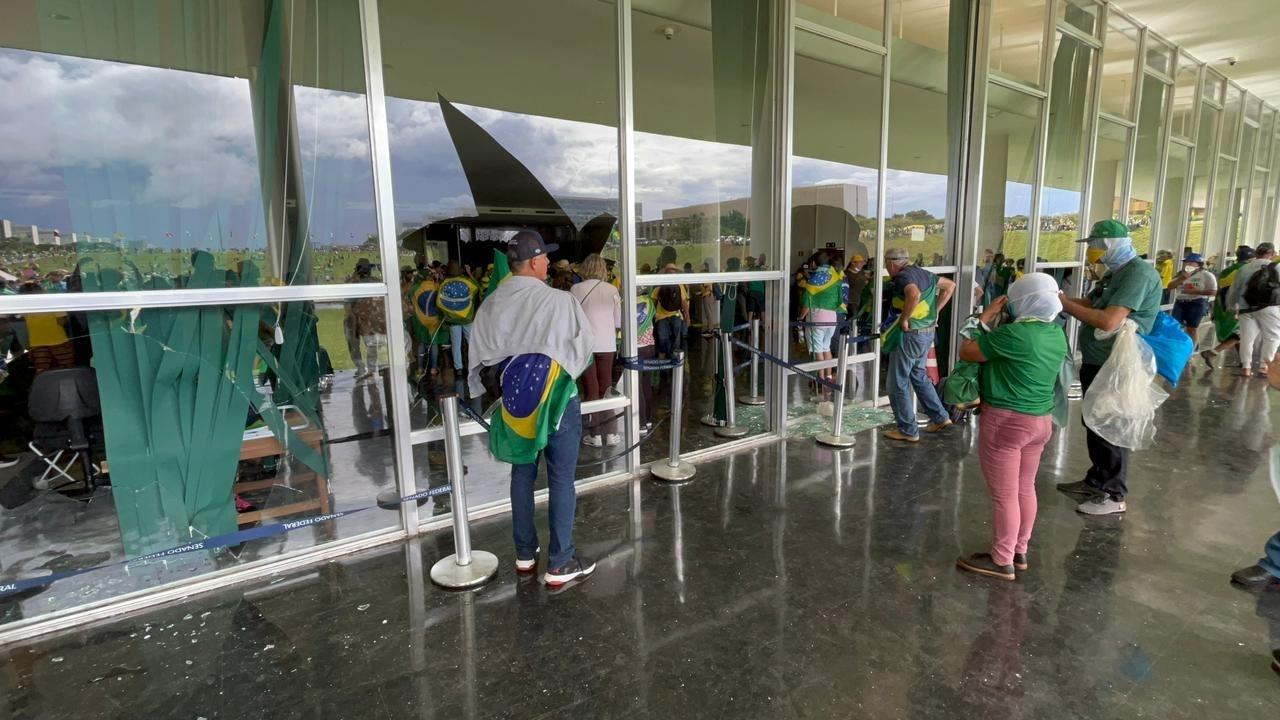 Golpistas invadiram o Congresso, o STF e o Planalto e provocaram destruição - Leonardo Martins/UOL