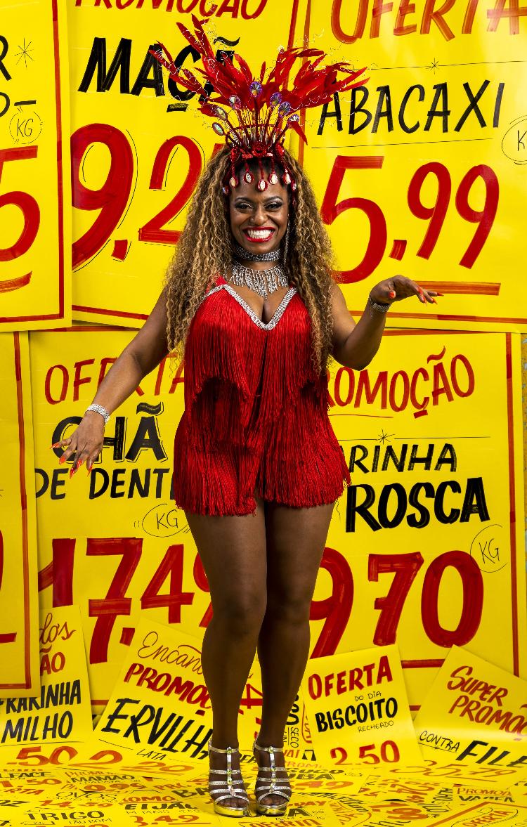 Atriz, cantora e ex-participante do 'The Voice Brasil', Ludmillah Anjos