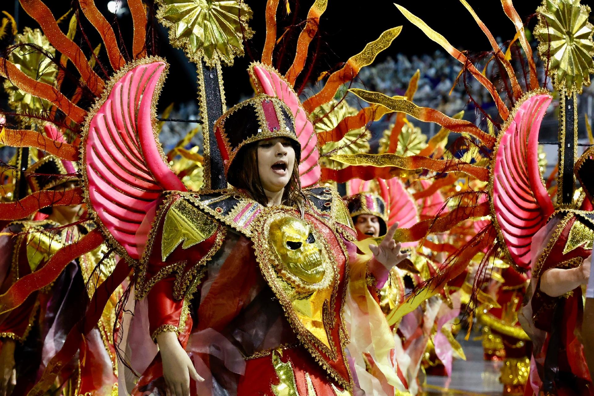 Barroca Zona Sul conta a história dos guaicurus - Mariana Pekin/UOL