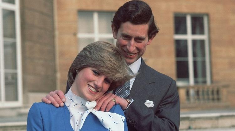  Príncipe Charles e Lady Diana Spencer