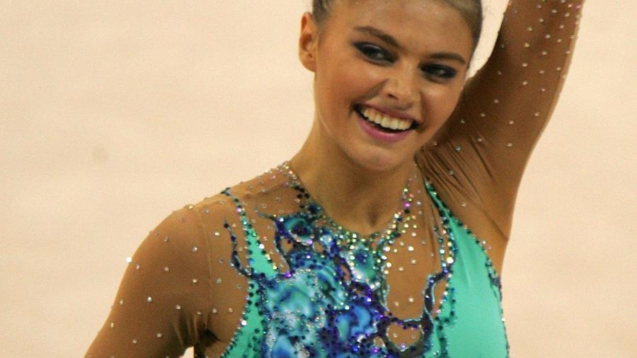 Alina Kabaeva foi medalha de ouro nos Jogos Olímpicos de Atenas - Kimimasa Mayama/Reuters