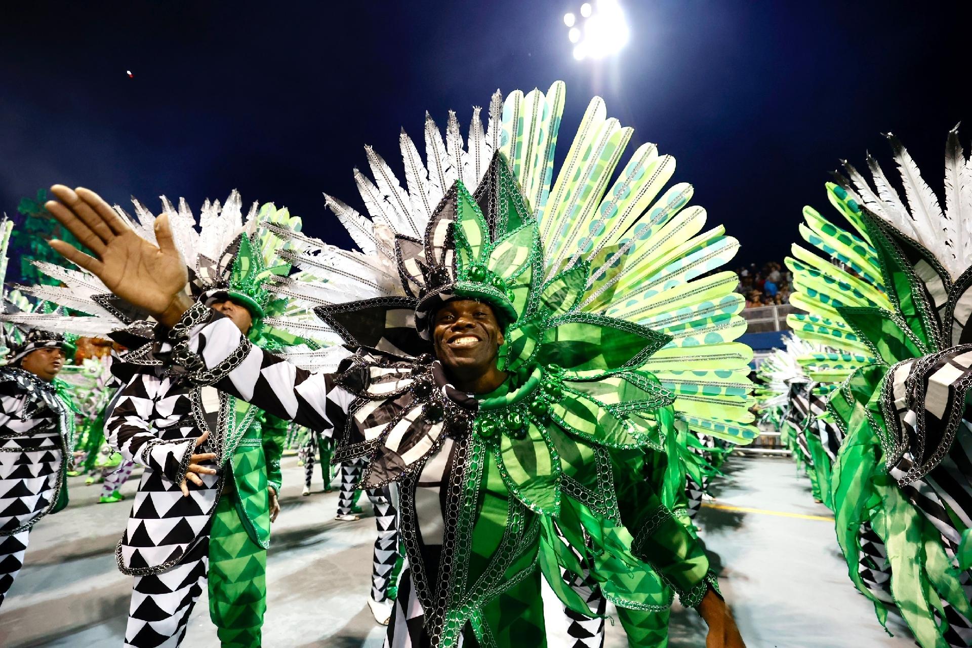 Tom Maior faz culto às mães pretas ancestrais em desfile - Mariana Pekin/UOL