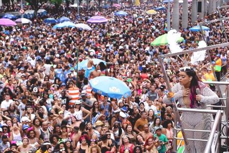 Grande demais, o bloco mudou para o centro do Rio de Janeiro Grande demais, o bloco mudou para o centro do Rio de Janeiro