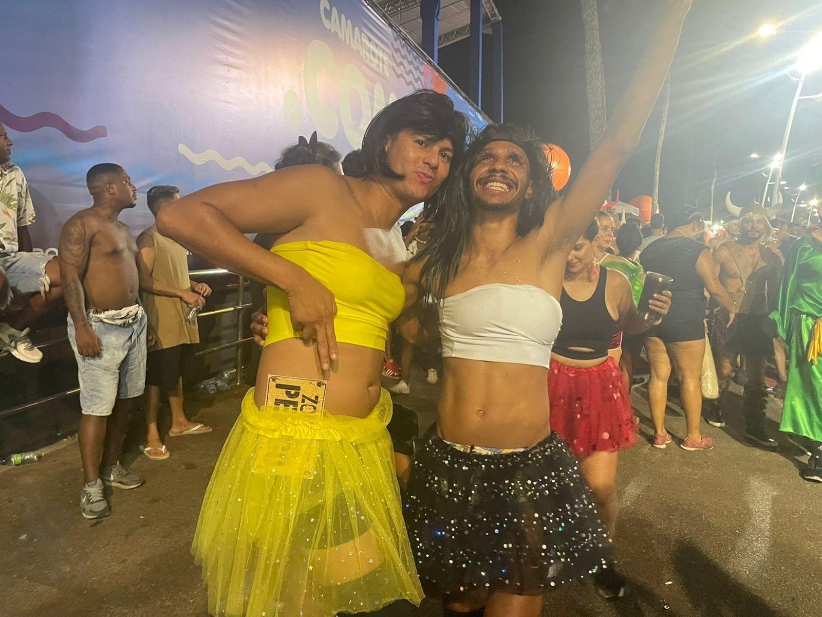 Rafael Andrade e Rafael Sacramento destacaram a facilidade da hora de fazer xixi - Lari Couto/UOL