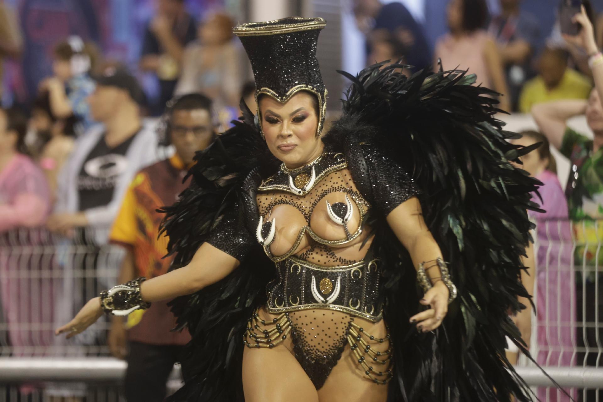 Tom Maior faz culto às mães pretas ancestrais em desfile - Ricardo Matsukawa/UOL