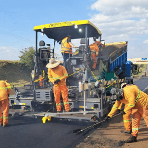 Como rodovias podem ajudar a descarbonizar o setor de transportes