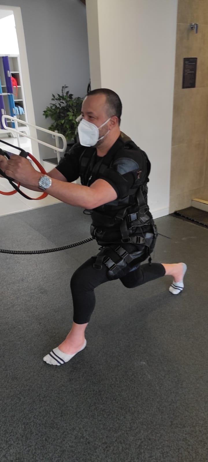 Alexandre Lamas usou eletroestimulação como reabilitação de hérnia de disco - Arquivo pessoal