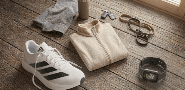 Cover image for De tênis a smartband: 8 ideias de presente fitness sem 'estourar' o bolso
