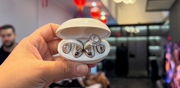 TCL apresenta fone sem fio que brilha com cristais Swarovski