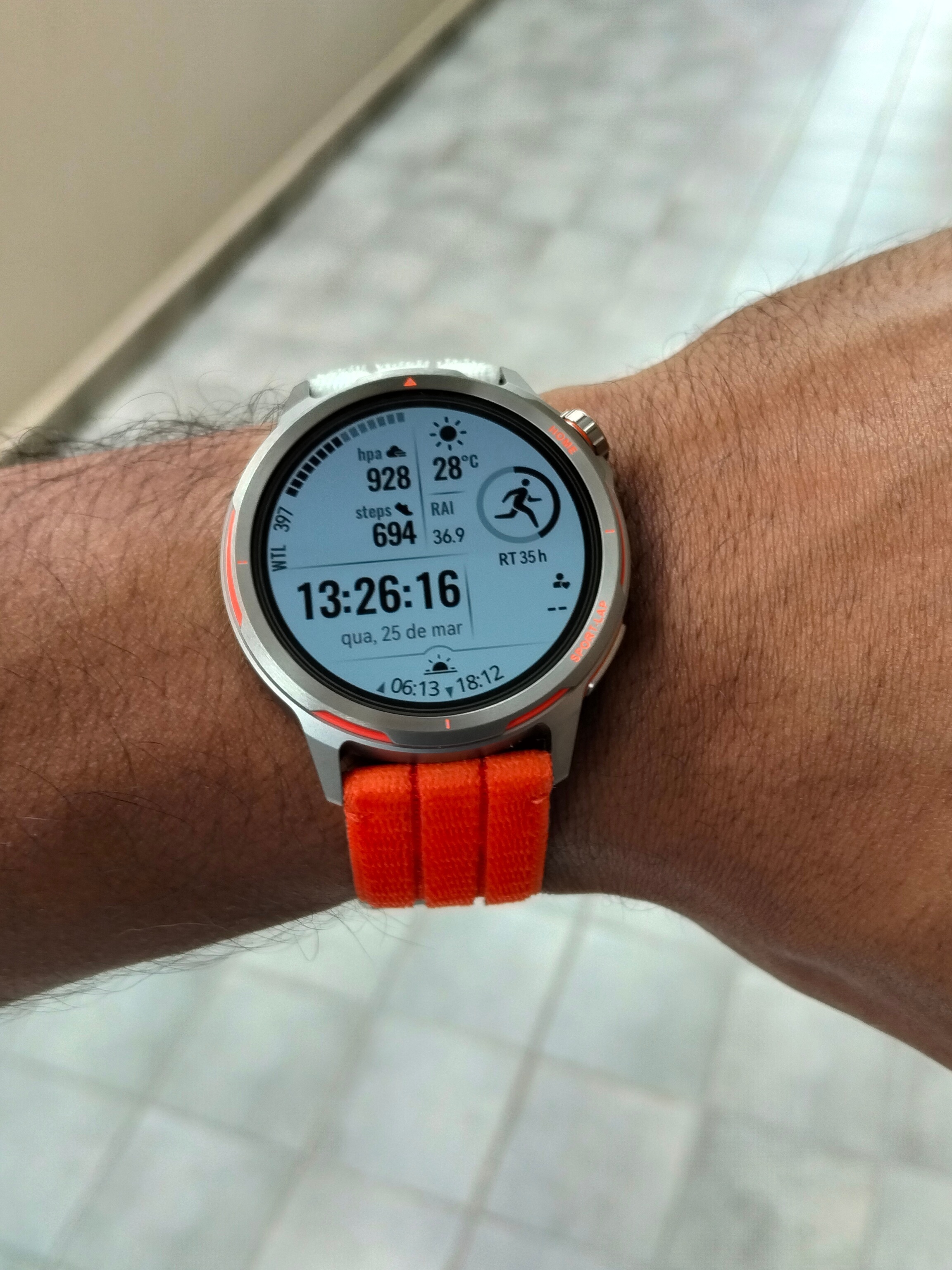 Só hoje: Huawei Watch GT Runner 2 está com R$ 320 off