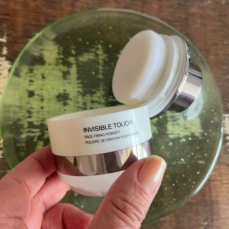 Pó da Kiko Milano tem efeito matte