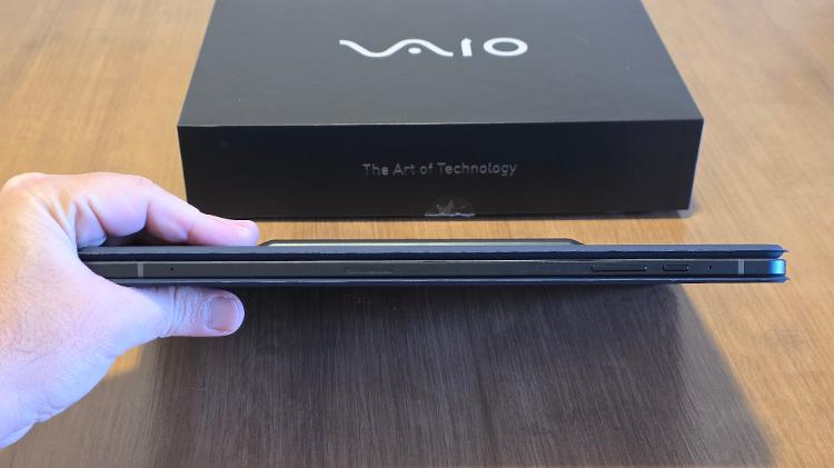 Vaio TL12 é fino