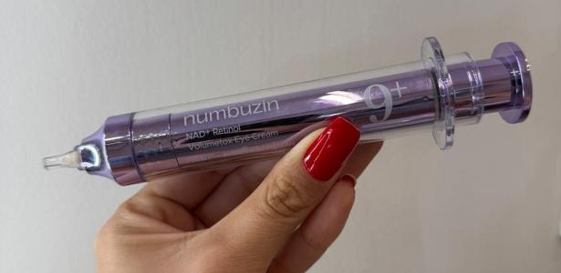 Testamos creme sul-coreano para área dos olhos: 'Suaviza linhas finas'