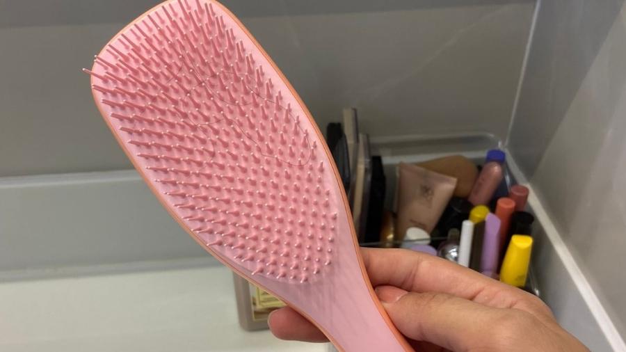 Escova Tangle Teezer desembaraça sem quebrar os fios; veja review