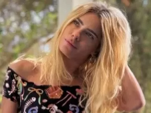 Reprodução/Instagram/@loracarola