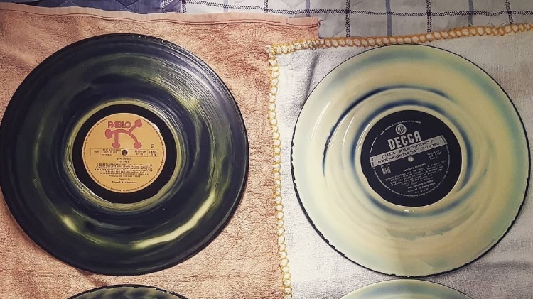 Discos com cola de madeira - Leonardo Rodrigues/UOL - Leonardo Rodrigues/UOL