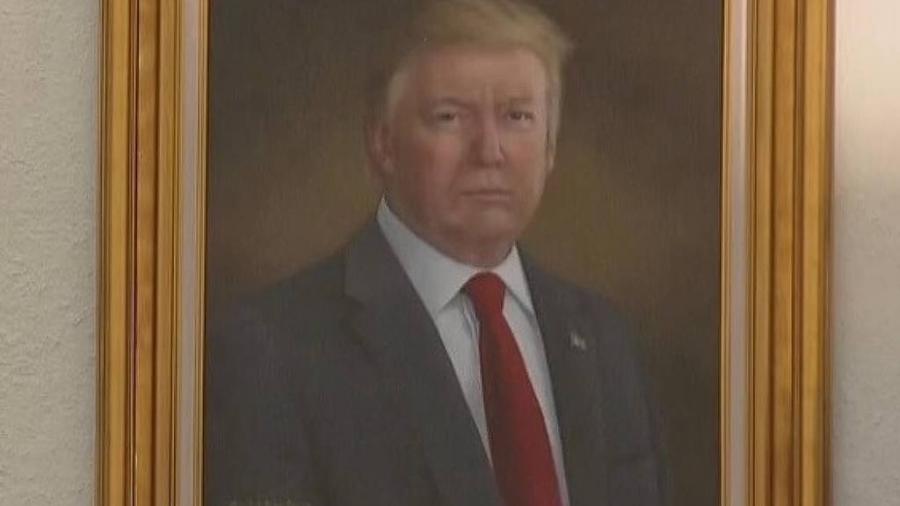 Trump esbraveja contra retrato de si mesmo e diz que pintura foi distorcida Trump esbraveja contra retrato de si mesmo e diz que pintura foi distorcida