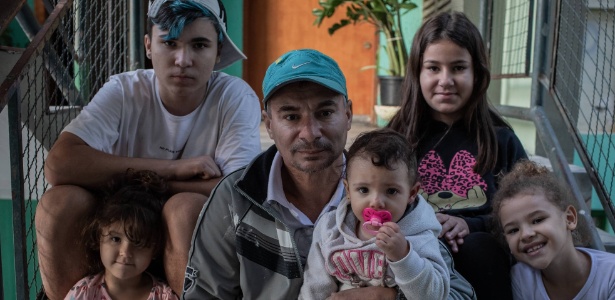 Folha de São Paulo | Órfãos da covid lidam com luto, sobrevivência e saudade de abraço