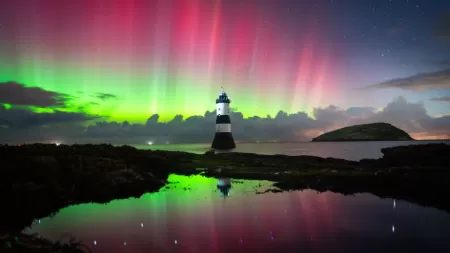 Kat Lawman / Northern Lights Photographer of The Year 2023