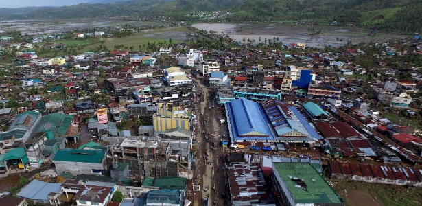 A cidade de Polangui foi uma das mais afetadas pela tormenta - Charism Sayat/AFP