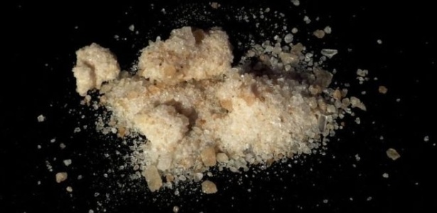 O MDMA, princípio ativo do ecstasy, costuma ser vendido como cristais, o que pode dificultar a dosagem segura - Getty Images