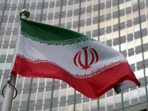 Irã prende mais de 260 pessoas, incluindo três europeus, em reunião "satanista", diz Tasnim