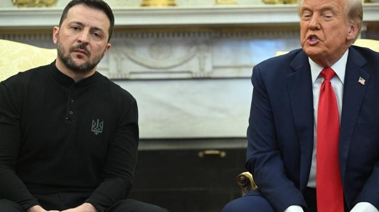 28.fev.2025 - Trump e Zelensky no Salão Oval antes da discussão 28.fev.2025 - Trump e Zelensky no Salão Oval antes da discussão