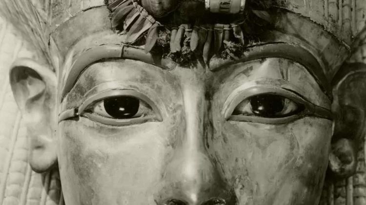 Exhibit at Oxford University Bodleian Library Celebrates 100th Anniversary of Discovery - HARRY BURTON/GRIFFITH INSTITUTE, OXFORD UNIVERSITY