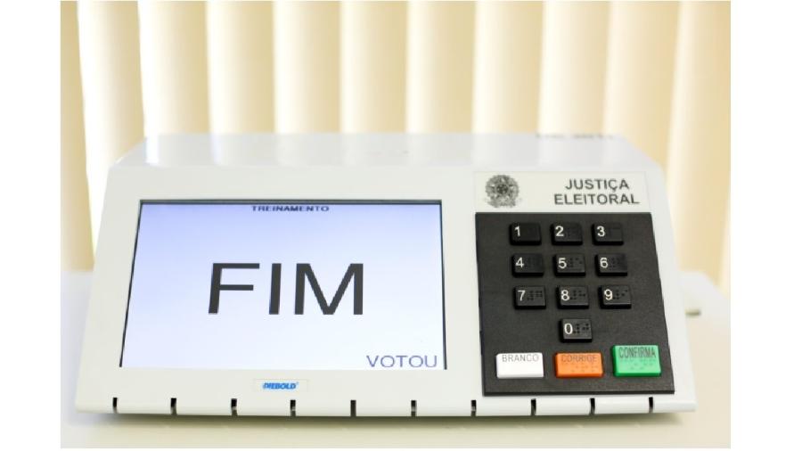 Apesar de filas, urnas começam a ser apuradas em todo o Brasil - Reprodução