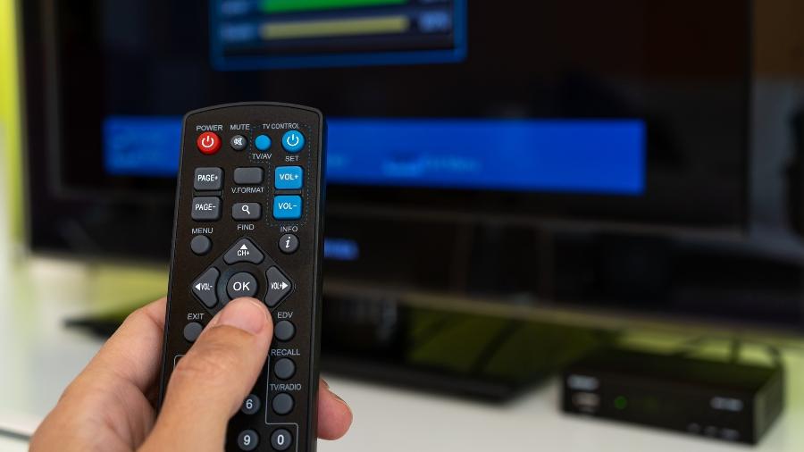 Segundo Anatel, TV boxes pirata podem facilitar invasão de outros aparelhos na rede, como celulares - Getty Images