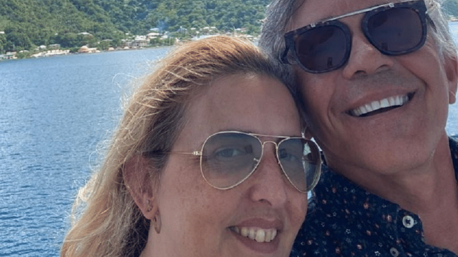 O casal Jorge Fontes e Sonia González no cruzeiro - Arquivo Pessoal