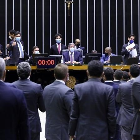 Presidente da Câmara, Arthur Lira, comanda a sessão do Plenário que discute a reforma eleitoral - Cleia Viana/Câmara dos Deputados