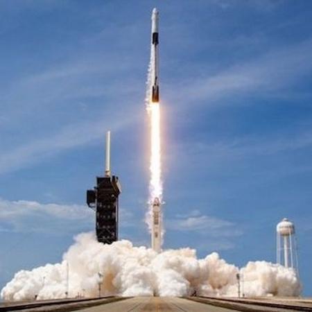 O foguete Falcon 9 e a cápsula Crew Dragon, da Space X, iniciaram uma nova fase do programa espacial americano - Getty Images