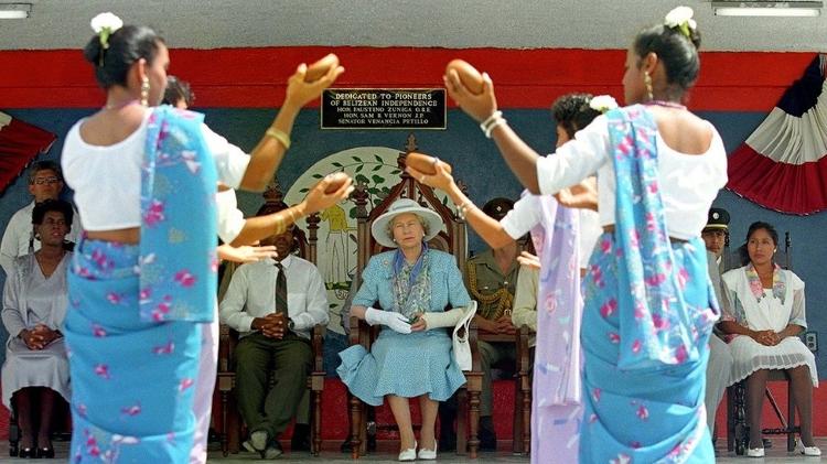 The Queen saw many traditional performances during her tour - PA MEDIA - PA MEDIA