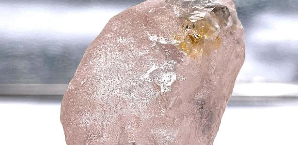 Diamante rosa foi encontrado dentro da mina de Lulu, na Angola