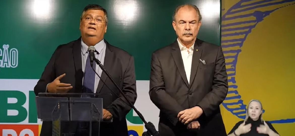 O ex-governador do Maranhão Flávio Dino ao lado do ex-ministro Aloísio Mercadante - Reprodução/YouTube/lula