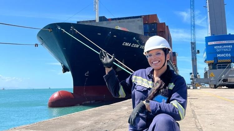 Rafaela é piloto de marinha mercante e também trabalha com estética