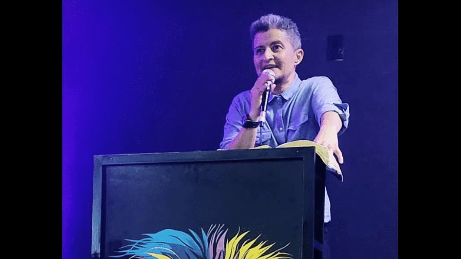 Heliano é pastor em uma igreja inclusiva Heliano é pastor em uma igreja inclusiva